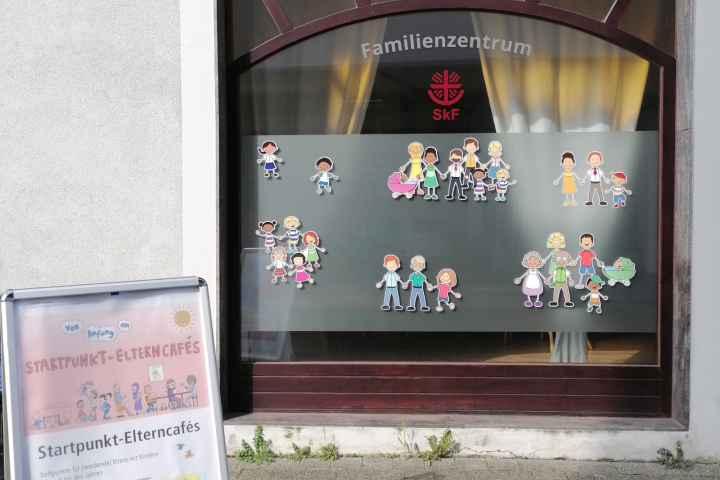 Außenansicht Familienzentrum SkF